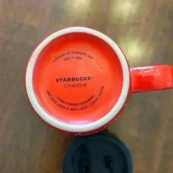 2020 Starbucks 12oz Christmas Red Snow Ceramic Mug With Travel No-Spill Lid - Picture 4 of 5